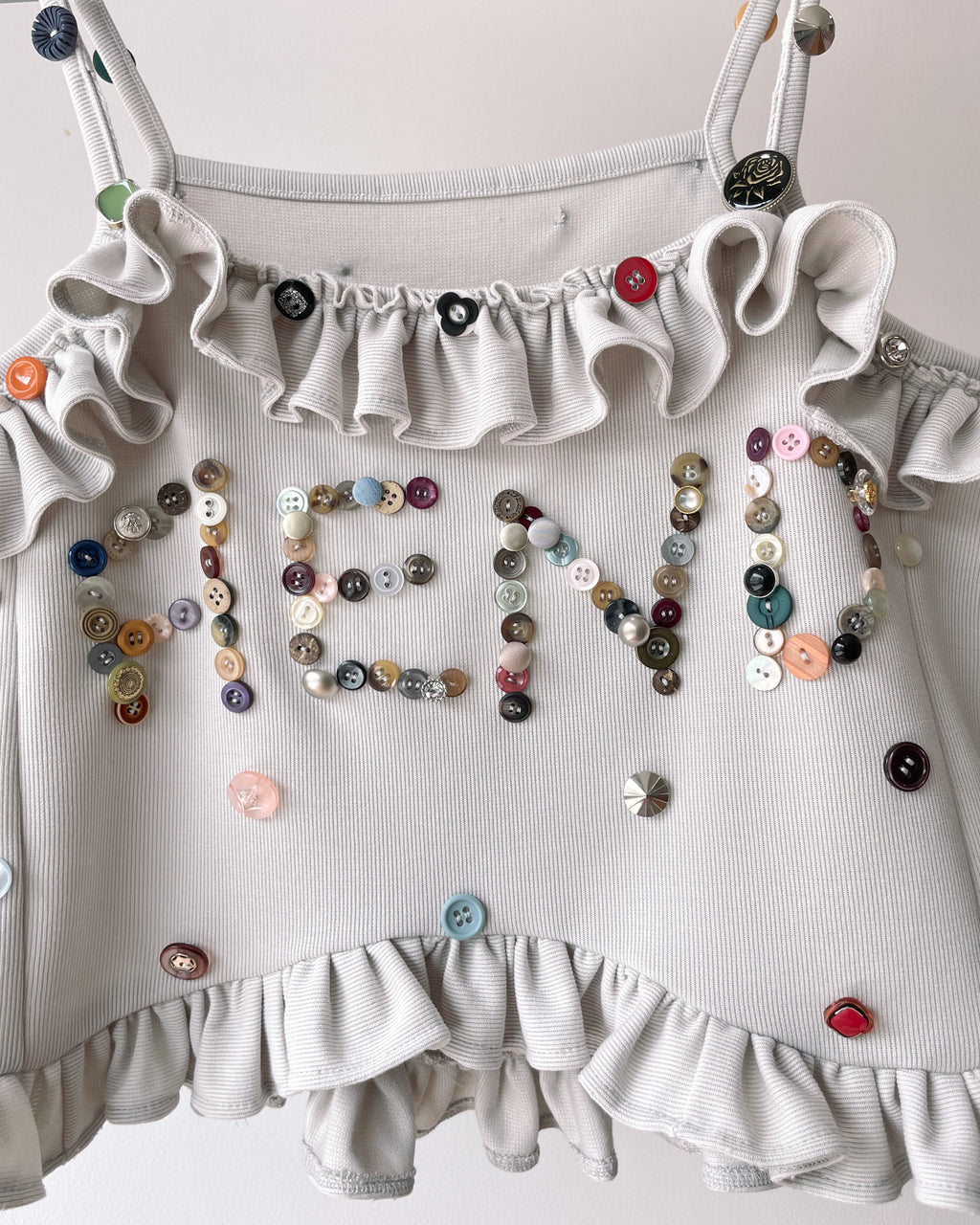 Buttons Mini Top